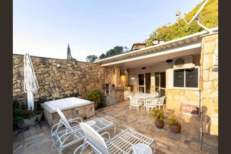 Apartamento à venda com 251m², 4 quartos e 3 vagas