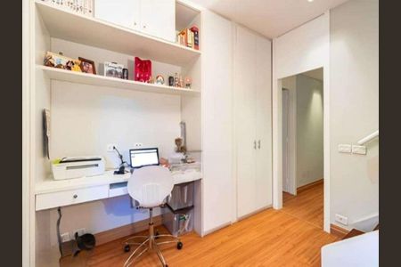 Apartamento à venda com 251m², 4 quartos e 3 vagas