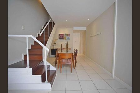 Apartamento à venda com 251m², 4 quartos e 3 vagas