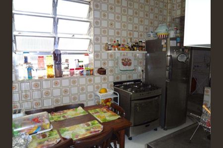 Apartamento à venda com 144m², 3 quartos e 1 vaga