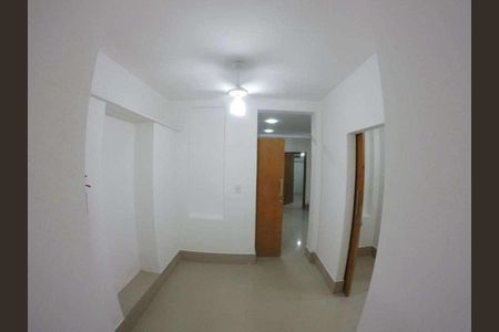 Casa à venda com 392m², 1 quarto e 1 vaga