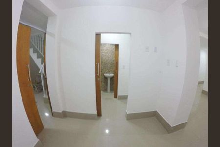 Casa à venda com 392m², 1 quarto e 1 vaga
