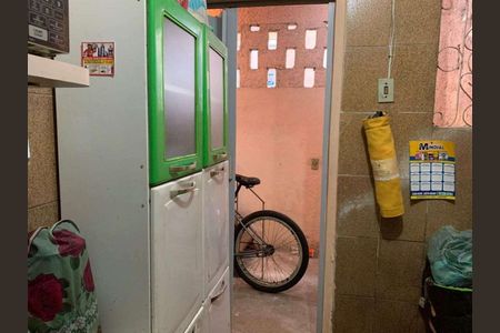 Casa à venda com 90m², 1 quarto e sem vaga