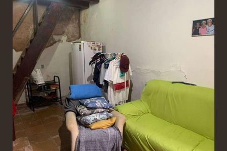 Casa à venda com 90m², 1 quarto e sem vaga