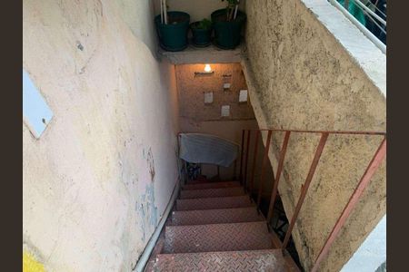 Casa à venda com 90m², 1 quarto e sem vaga