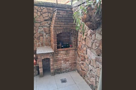 Apartamento à venda com 110m², 2 quartos e 1 vaga Apartamento à venda com 110m², 2 quartos e 1 vagaChurrasqueira