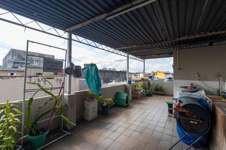 Casa à venda com 247m², 3 quartos e 2 vagas Casa à venda com 247m², 3 quartos e 2 vagasCobertura