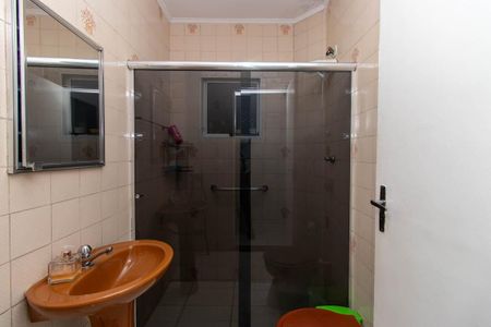 Casa à venda com 247m², 3 quartos e 2 vagas Casa à venda com 247m², 3 quartos e 2 vagasBanheiro 1