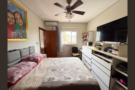 Casa à venda com 220m², 2 quartos e 4 vagasQuarto 3