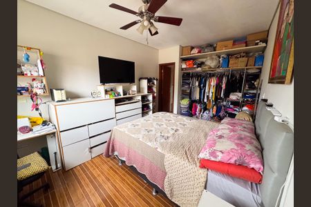 Casa à venda com 220m², 2 quartos e 4 vagasQuarto 3