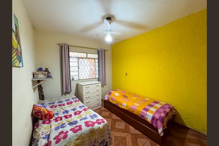 Casa à venda com 220m², 2 quartos e 4 vagasQuarto 4