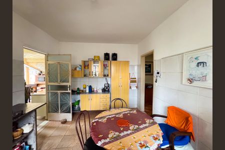 Casa à venda com 220m², 2 quartos e 4 vagasárea de lazer