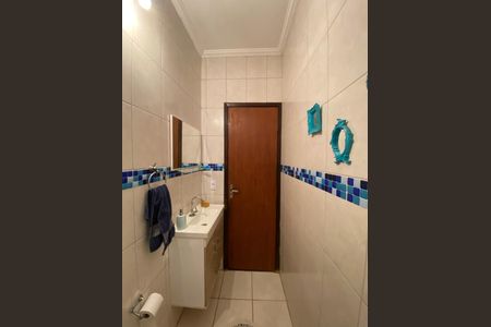 Casa à venda com 125m², 3 quartos e 2 vagas Casa à venda com 125m², 3 quartos e 2 vagasBanheiro 1