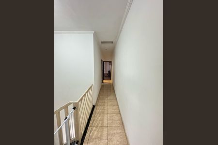 Casa à venda com 125m², 3 quartos e 2 vagas Casa à venda com 125m², 3 quartos e 2 vagasCorredor