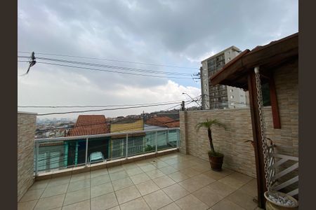 Casa à venda com 125m², 3 quartos e 2 vagas Casa à venda com 125m², 3 quartos e 2 vagasQuintal