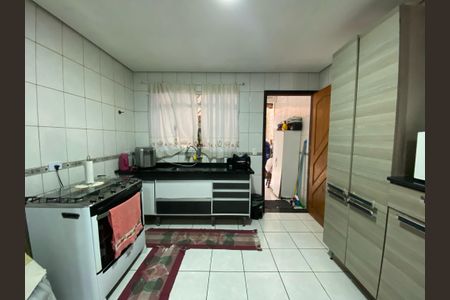 Casa à venda com 125m², 3 quartos e 2 vagas Casa à venda com 125m², 3 quartos e 2 vagasCozinha