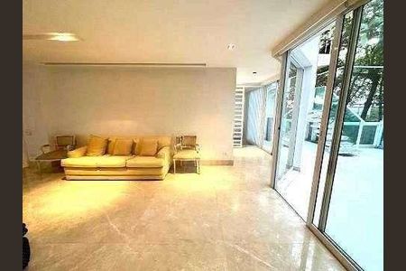 Apartamento à venda com 380m², 4 quartos e 2 vagas