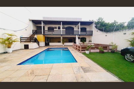 Casa à venda com 288m², 6 quartos e 5 vagas