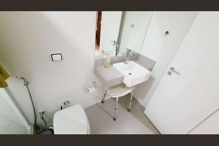 Casa à venda com 288m², 6 quartos e 5 vagas