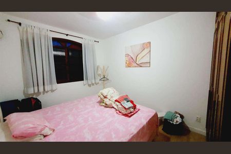 Casa à venda com 288m², 6 quartos e 5 vagas
