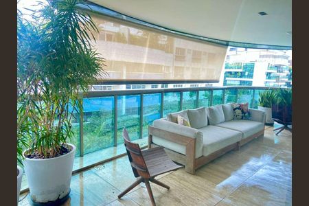 Apartamento à venda com 490m², 3 quartos e 4 vagas
