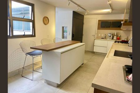 Apartamento à venda com 490m², 3 quartos e 4 vagas