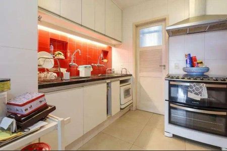 Apartamento à venda com 175m², 4 quartos e 1 vaga