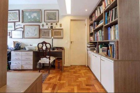 Apartamento à venda com 175m², 4 quartos e 1 vaga