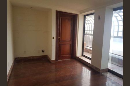 Apartamento à venda com 844m², 7 quartos e 4 vagas