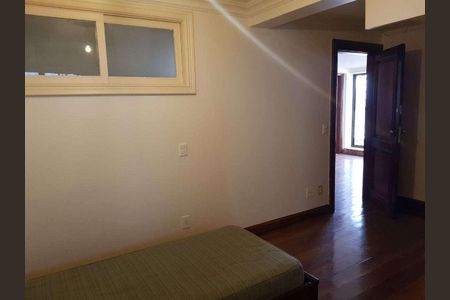 Apartamento à venda com 844m², 7 quartos e 4 vagas