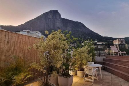 Apartamento à venda com 341m², 4 quartos e 2 vagas