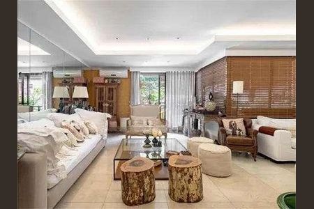 Apartamento à venda com 307m², 4 quartos e 3 vagas