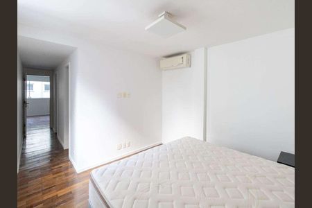 Apartamento à venda com 344m², 4 quartos e 2 vagas