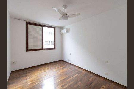 Apartamento à venda com 344m², 4 quartos e 2 vagas