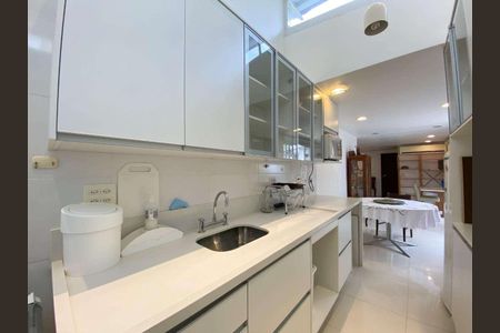 Apartamento à venda com 169m², 4 quartos e 2 vagas