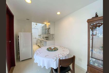 Apartamento à venda com 169m², 4 quartos e 2 vagas