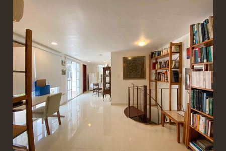 Apartamento à venda com 169m², 4 quartos e 2 vagas