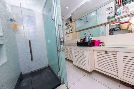 Apartamento à venda com 120m², 2 quartos e sem vaga