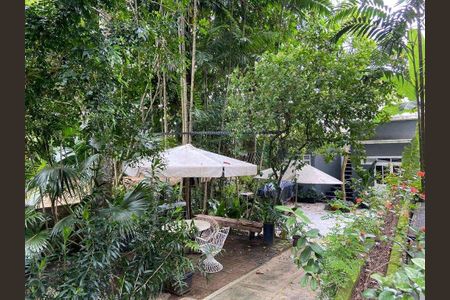 Casa à venda com 900m², 7 quartos e 3 vagas