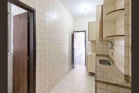 Casa à venda com 74m², 2 quartos e sem vaga