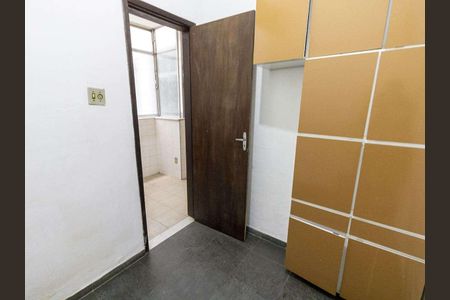 Casa à venda com 74m², 2 quartos e sem vaga
