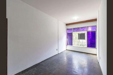 Casa à venda com 74m², 2 quartos e sem vaga