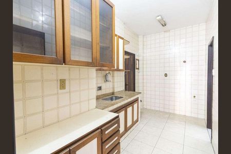 Casa à venda com 74m², 2 quartos e sem vaga