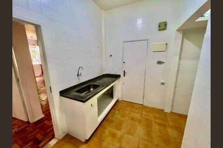 Apartamento à venda com 66m², 2 quartos e 1 vaga