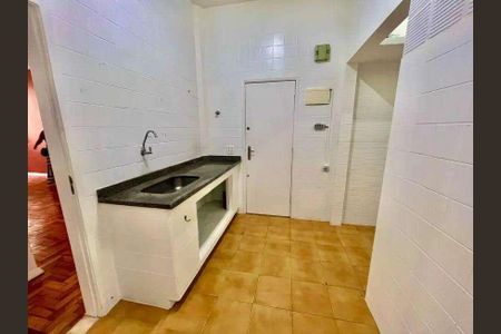 Apartamento à venda com 66m², 2 quartos e 1 vaga
