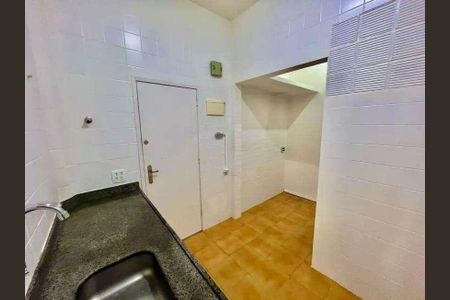 Apartamento à venda com 66m², 2 quartos e 1 vaga