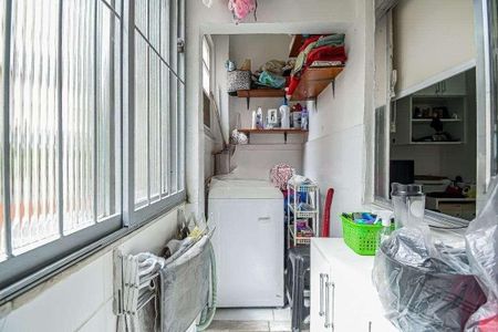 Apartamento à venda com 67m², 2 quartos e sem vaga