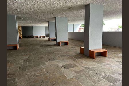 Apartamento à venda com 95m², 2 quartos e 1 vaga