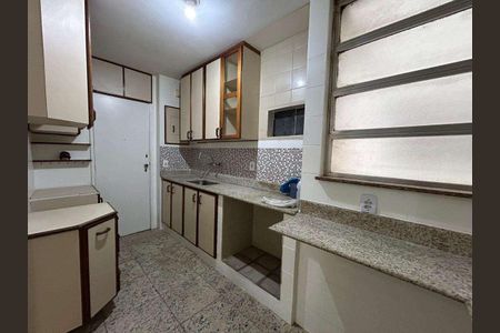 Apartamento à venda com 95m², 2 quartos e 1 vaga