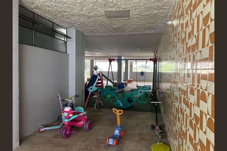 Apartamento à venda com 95m², 2 quartos e 1 vaga